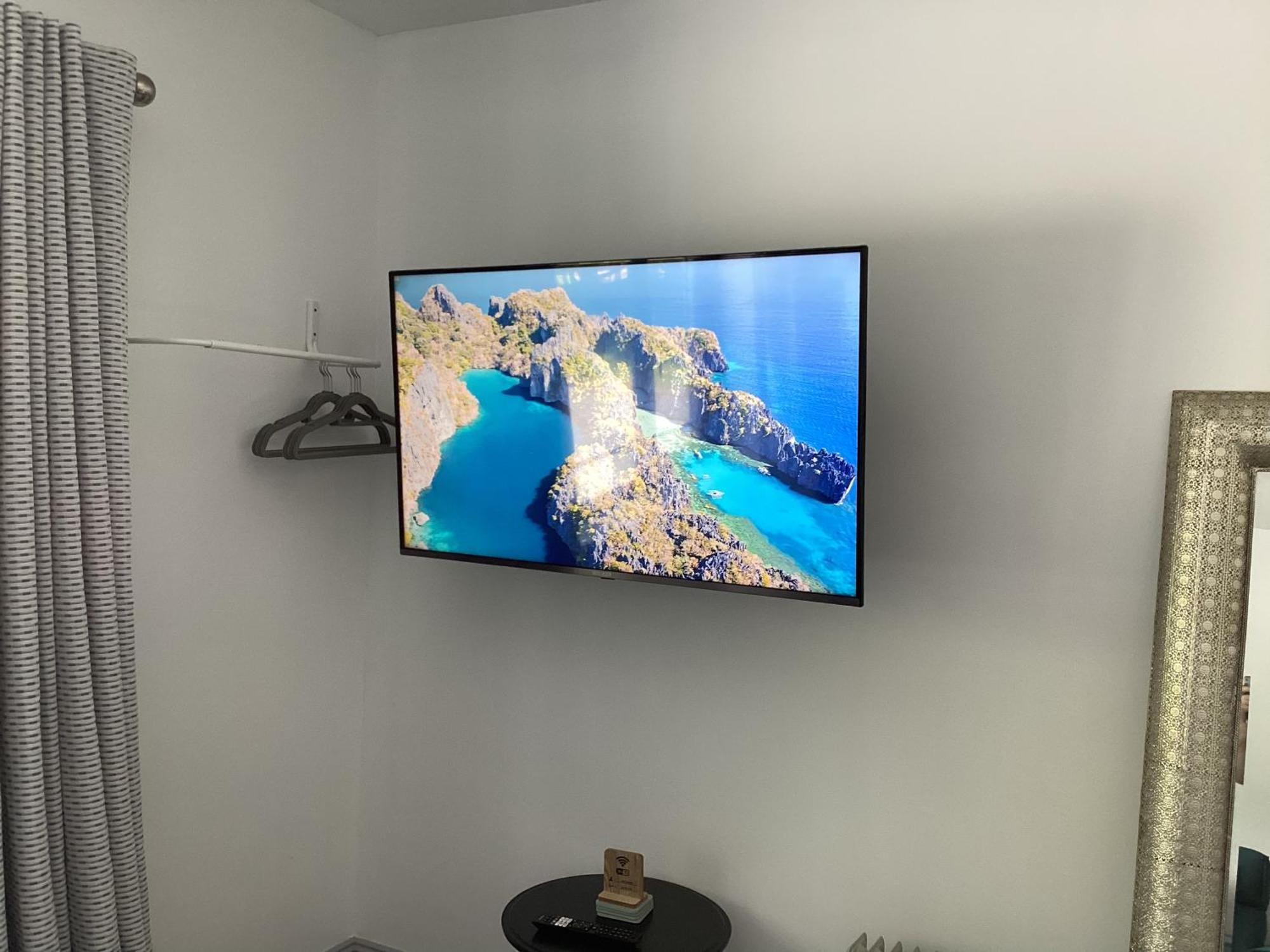 Studio Apartment To Rent مولينجار المظهر الخارجي الصورة